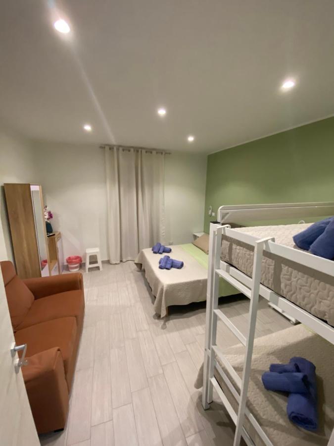 Apartamento Casa Quadrifoglio Tarento Exterior foto